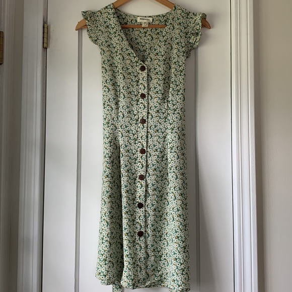 LIKE NEW | Monteau | Green Floral Summer Dress | Small - Picture 4 of 8